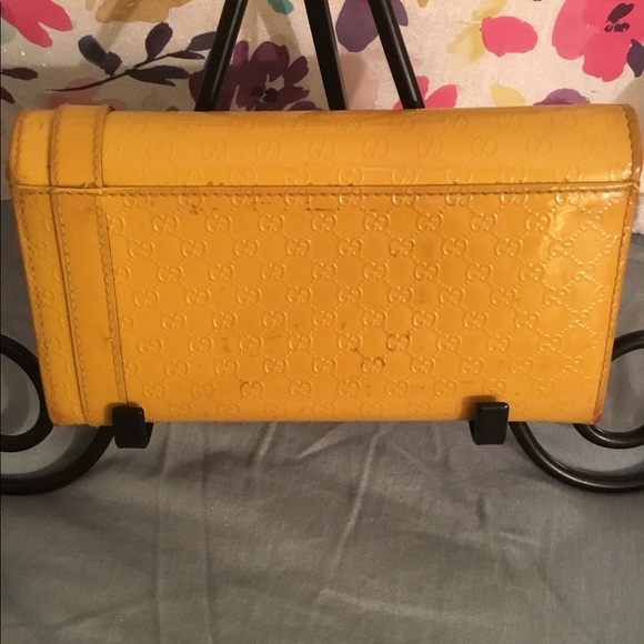 GUCCI WALLET IN GOOD PRE-LOVED CONDITION. SEE ALL PHOTOS.π₯π₯π₯ππ - Picture 3 of 11